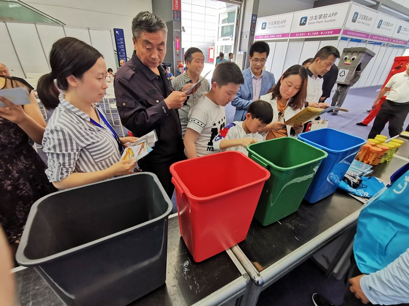 陕西EVO厅集团携“绿水青山”亮相丝博会｜副省长魏增军参观