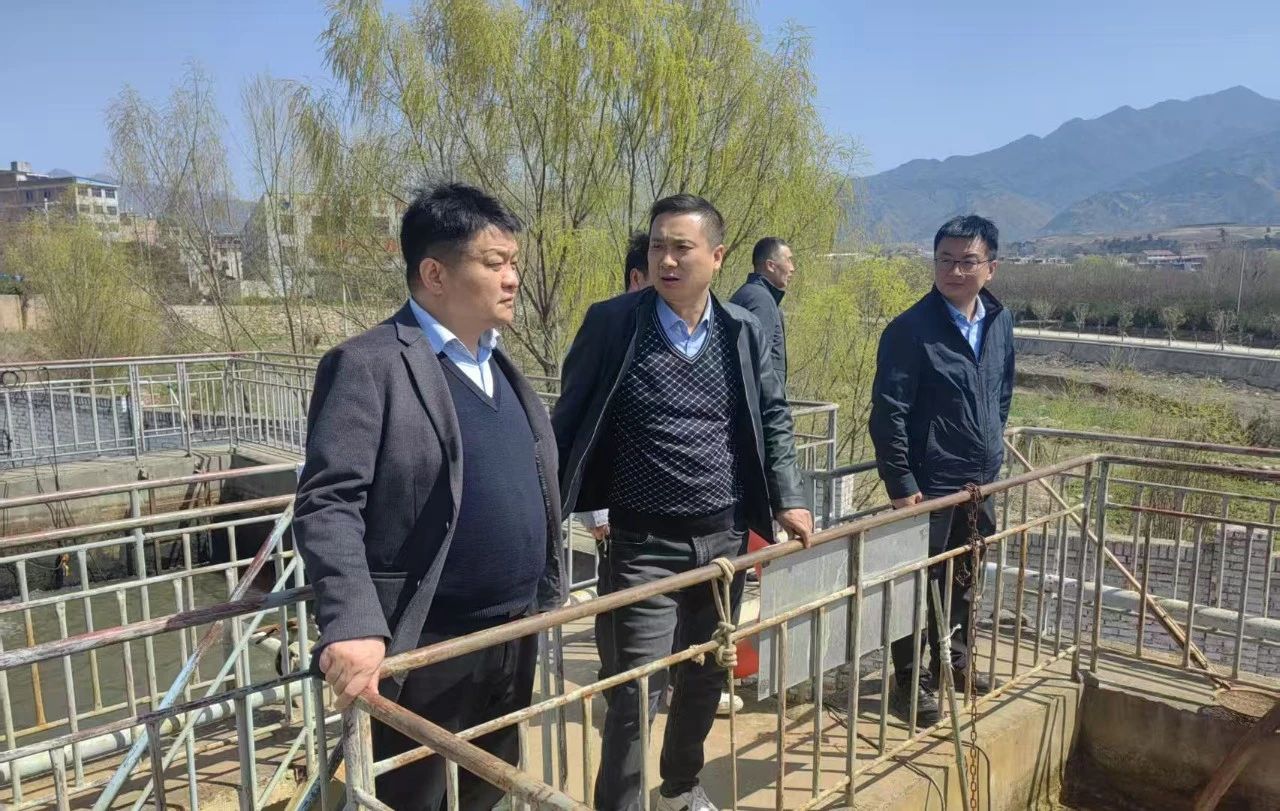 西安市生态环境局副局长赵广到水环境公司蓝田县玉山污水处置厂调研